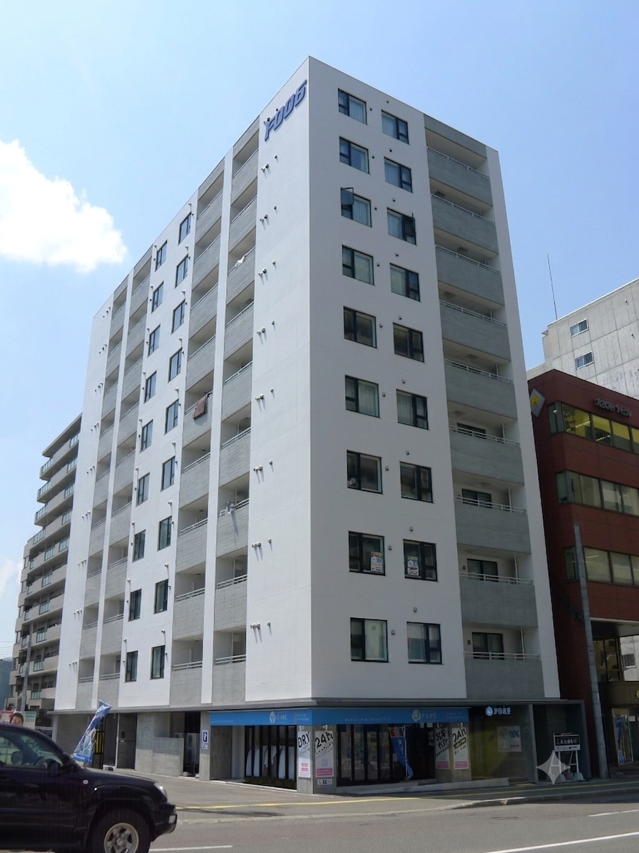 F006